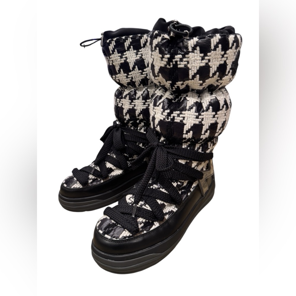 MONCLER Insolux Houndstooth Black and White Ski High Snow Boots ❄️